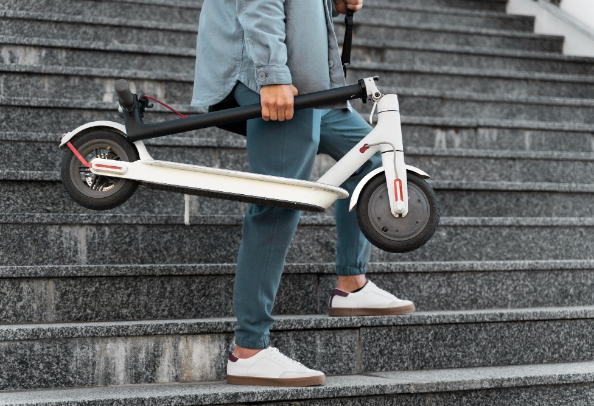 Folding scooters